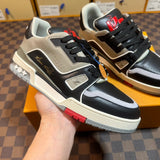 Trainer Grey and Black