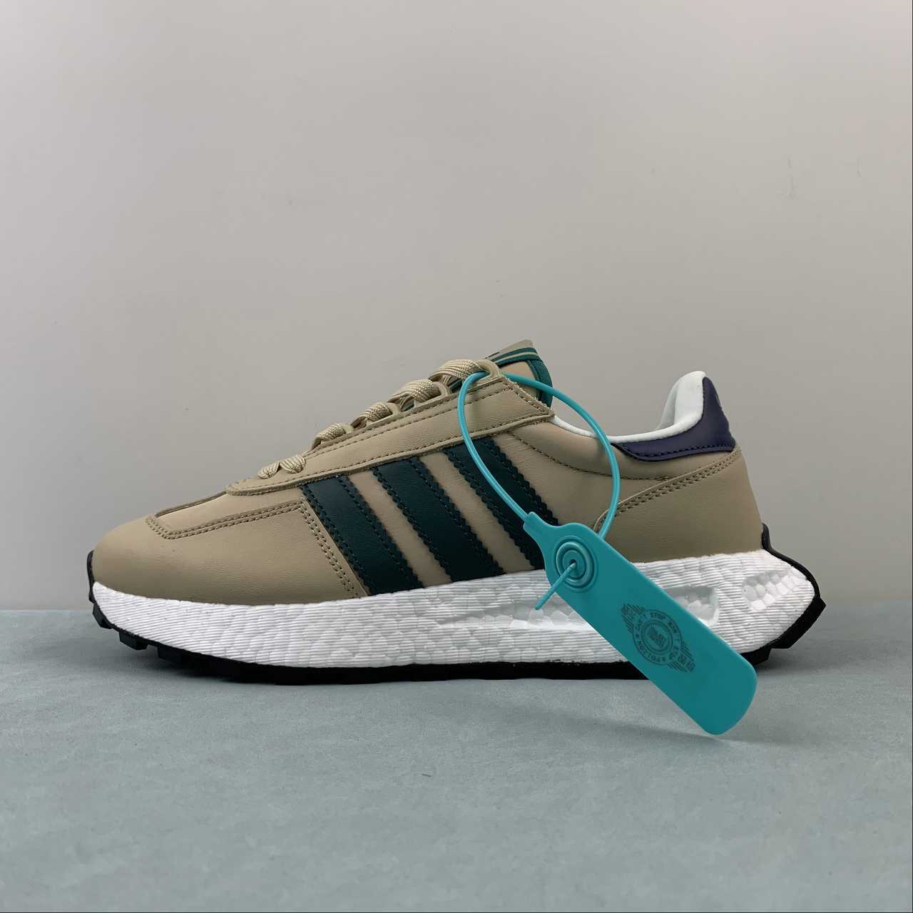 AD Retropy E5 Beige Green