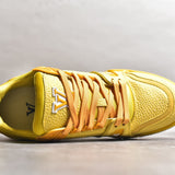 Trainer Yellow