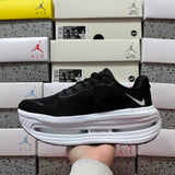 Vomero Premium Black/White