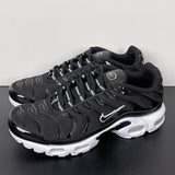 TN  Black White