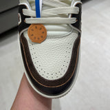 Trainer White and Black