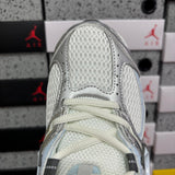 V5 RNR Light Grey Carbon