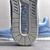 Trainer Light Blue