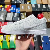 SB Low Ess “White Paisley”