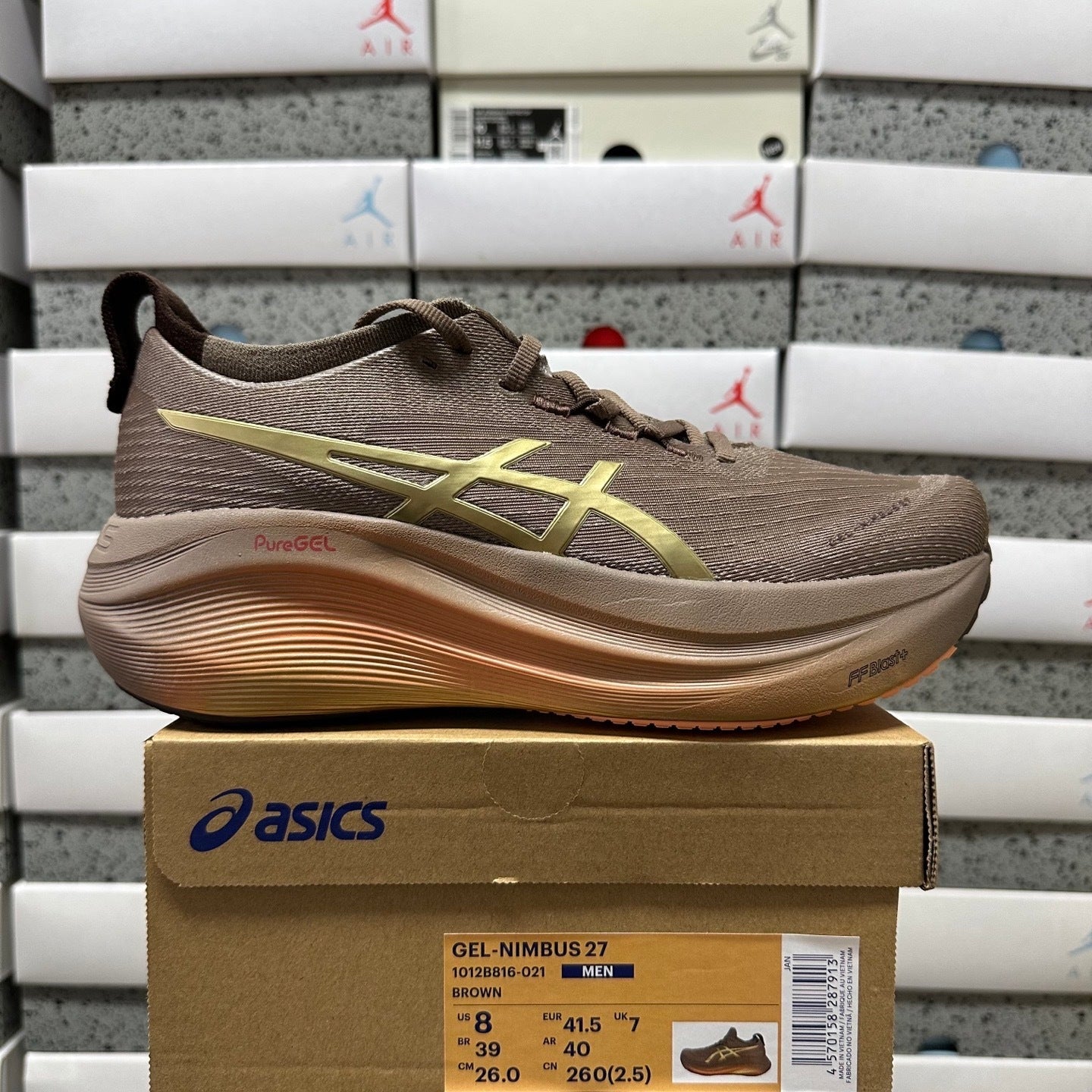 GEL-NIMBUS 27 Brown