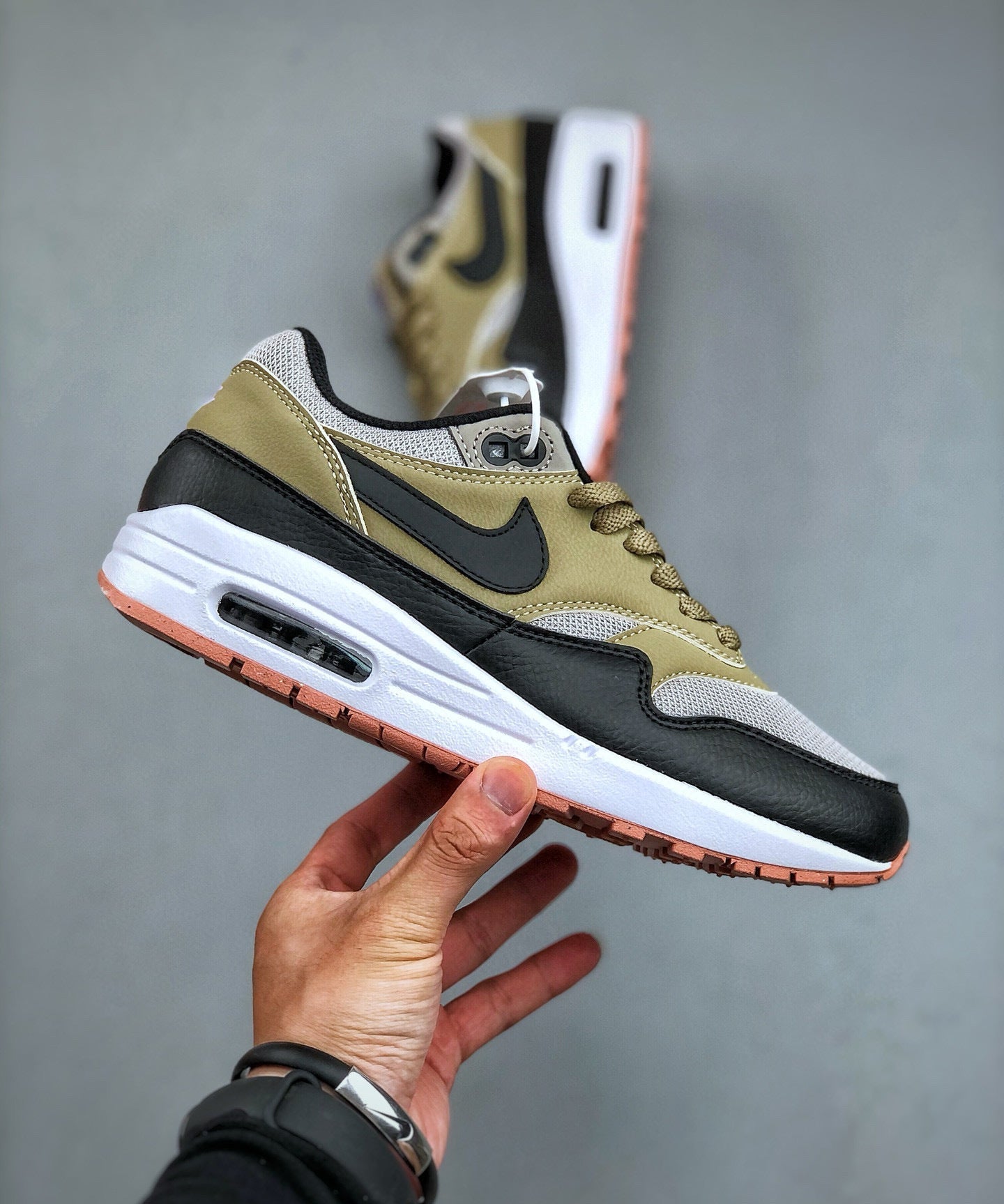 Air Max 1 Dark Stucco