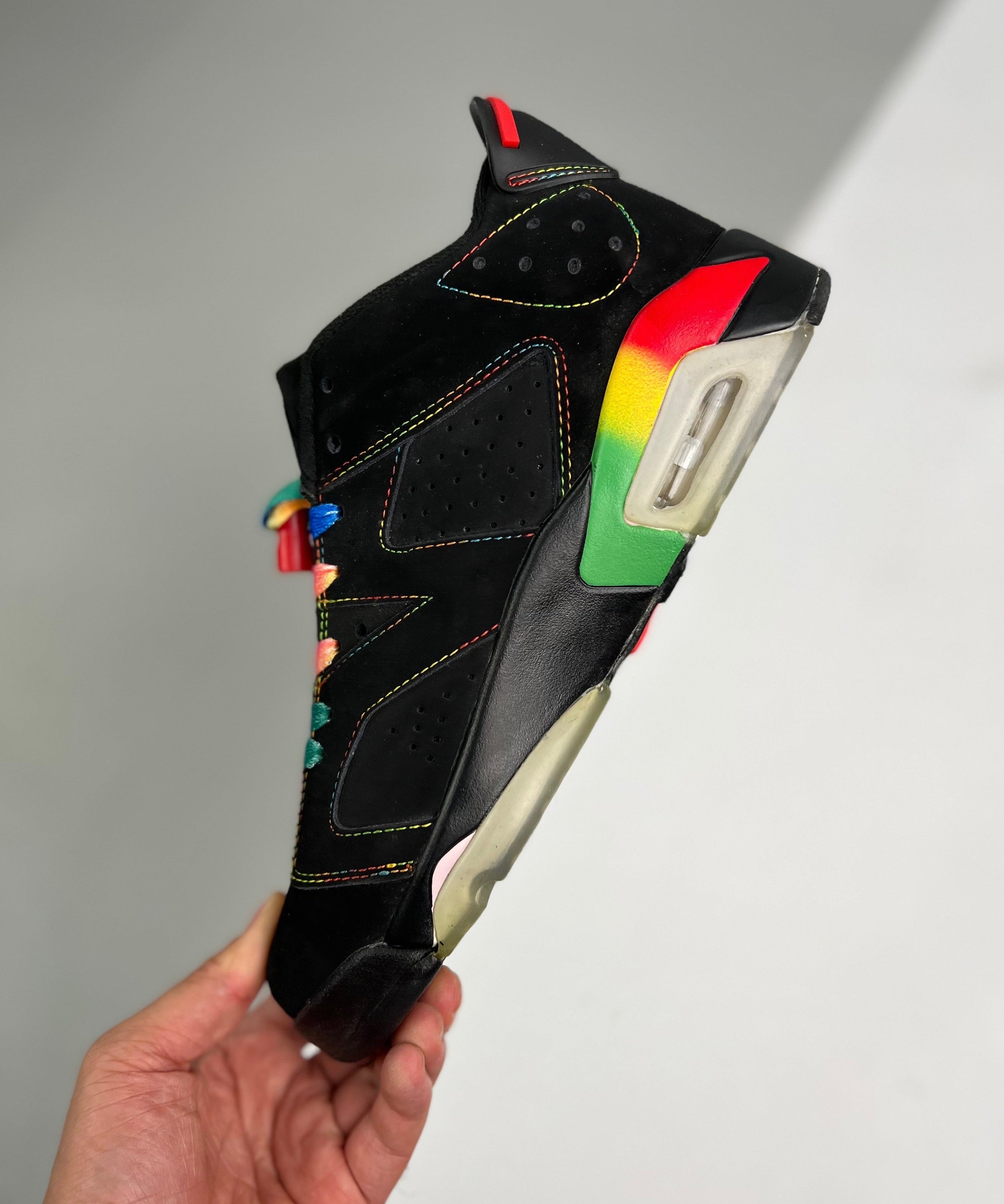 AJ6 Retro Black
