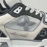 Trainer Grey