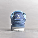 Trainer Light Blue