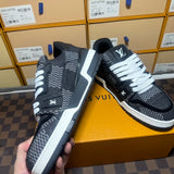 Trainer Black