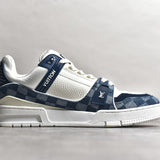 Trainer White and Blue
