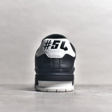 Trainer Black and Grey