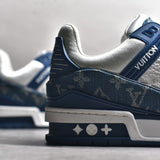 Trainer White and Blue