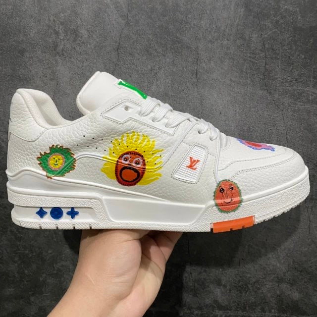 Trainer Kusama White