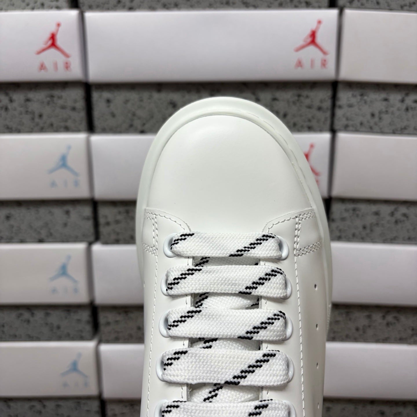 Alexander McQueen Shadow White Black Drip Sneakers