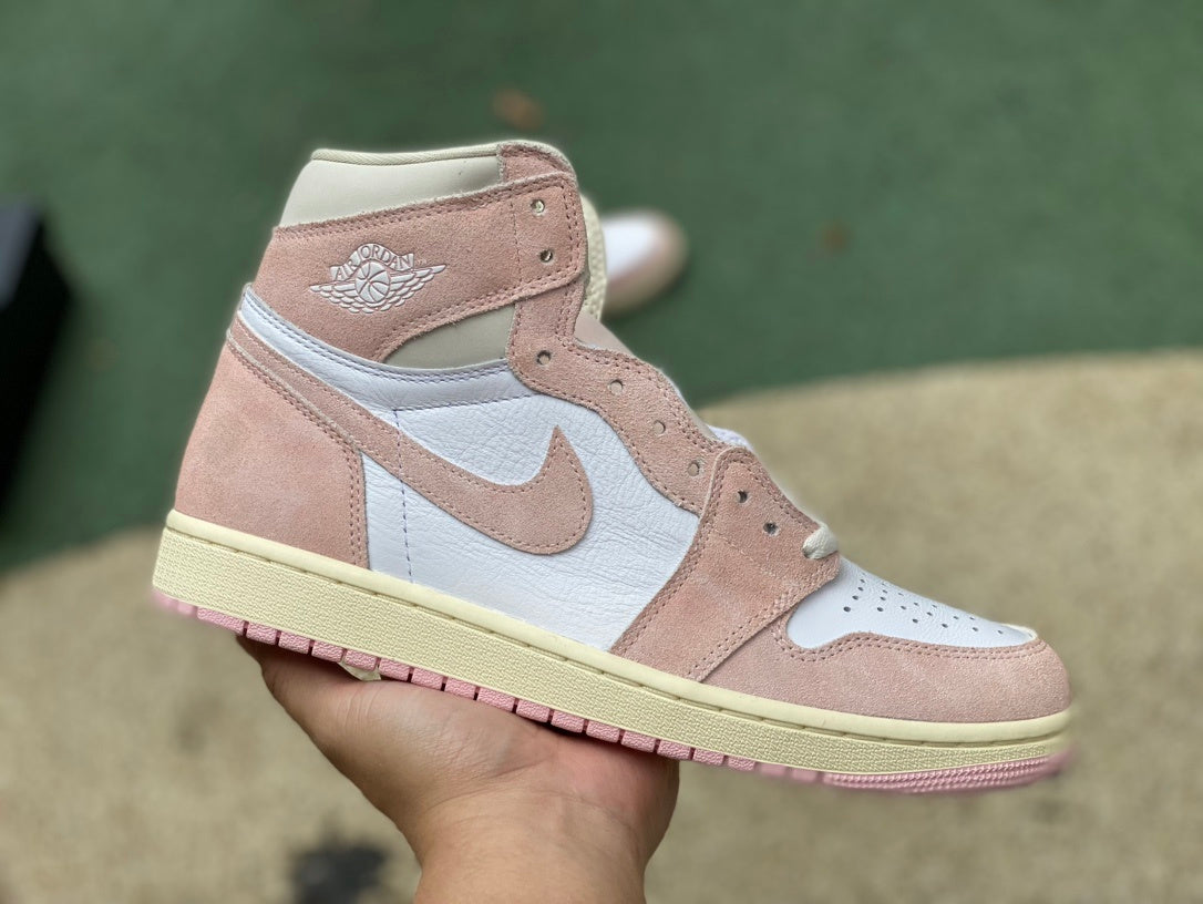 AJ1 High OG ROSA BEGE