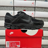Vomero 5 Black