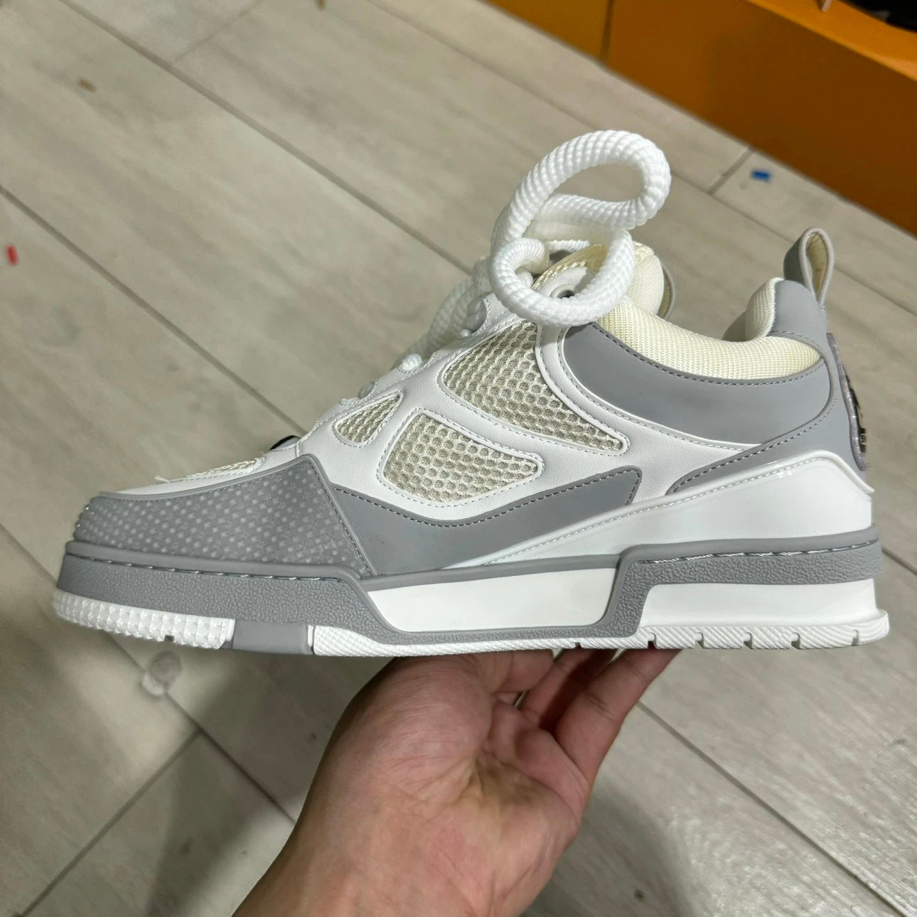 Skate Cinza