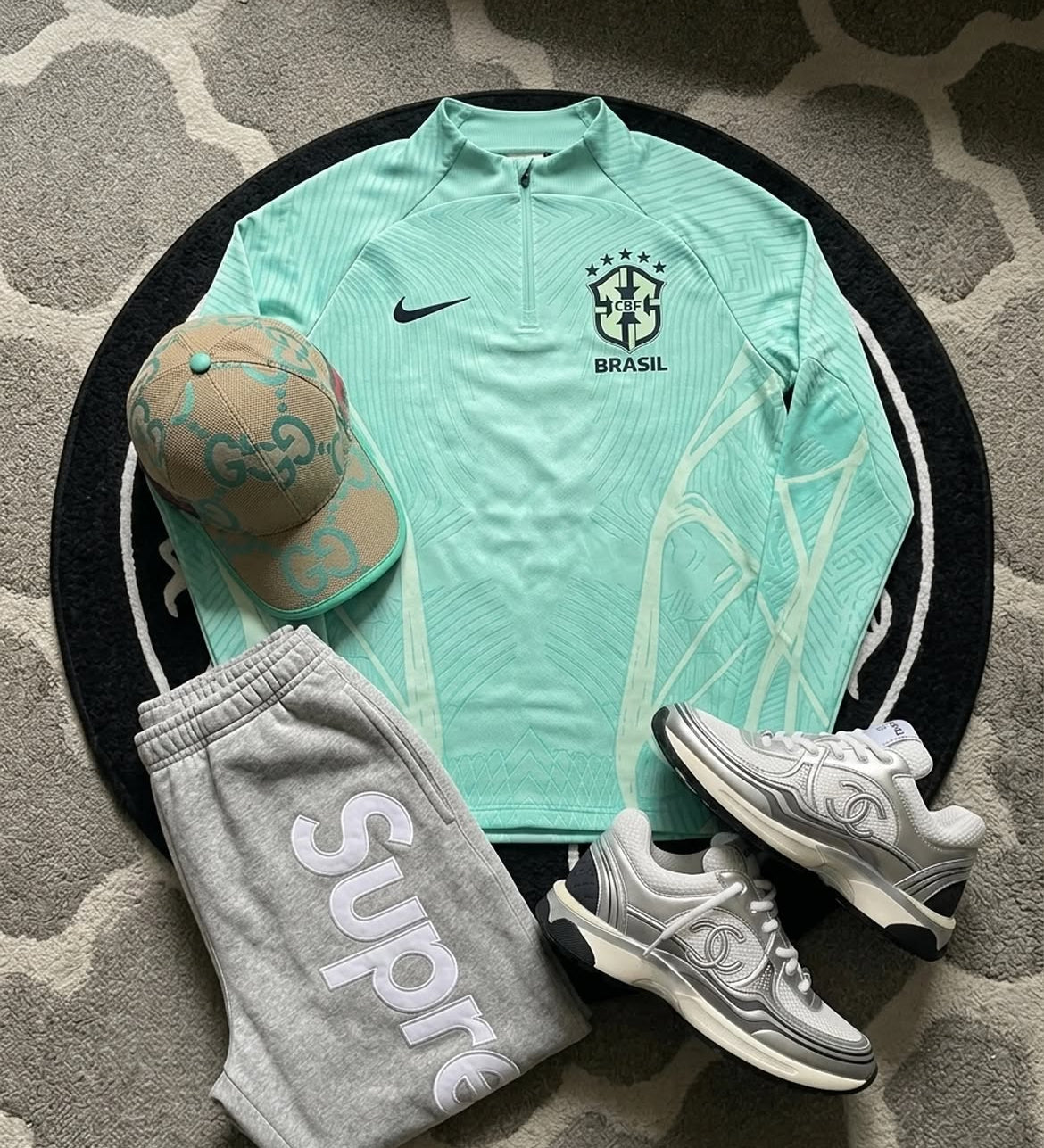 Conjunto Completo (Tudo o que está na foto) Drip Sneakers