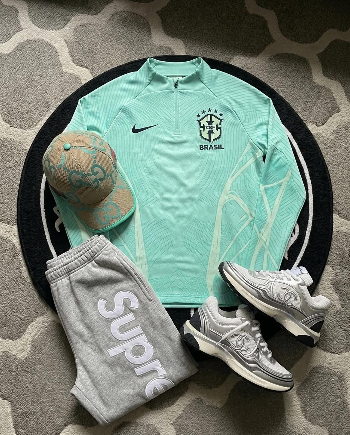 Conjunto Completo (Tudo o que está na foto) Drip Sneakers