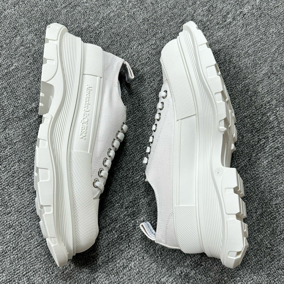Alexander McQueen All White Drip Sneakers