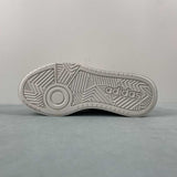 AD LABCOURT Grey White