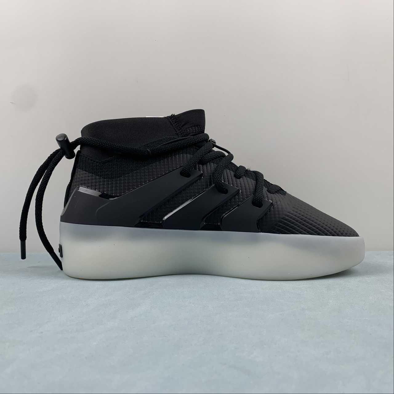 AD Athletics I Basketbalk Black