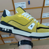 Trainer Yellow