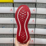 Vomero Plus Red Dots