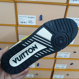 Trainer Yellow