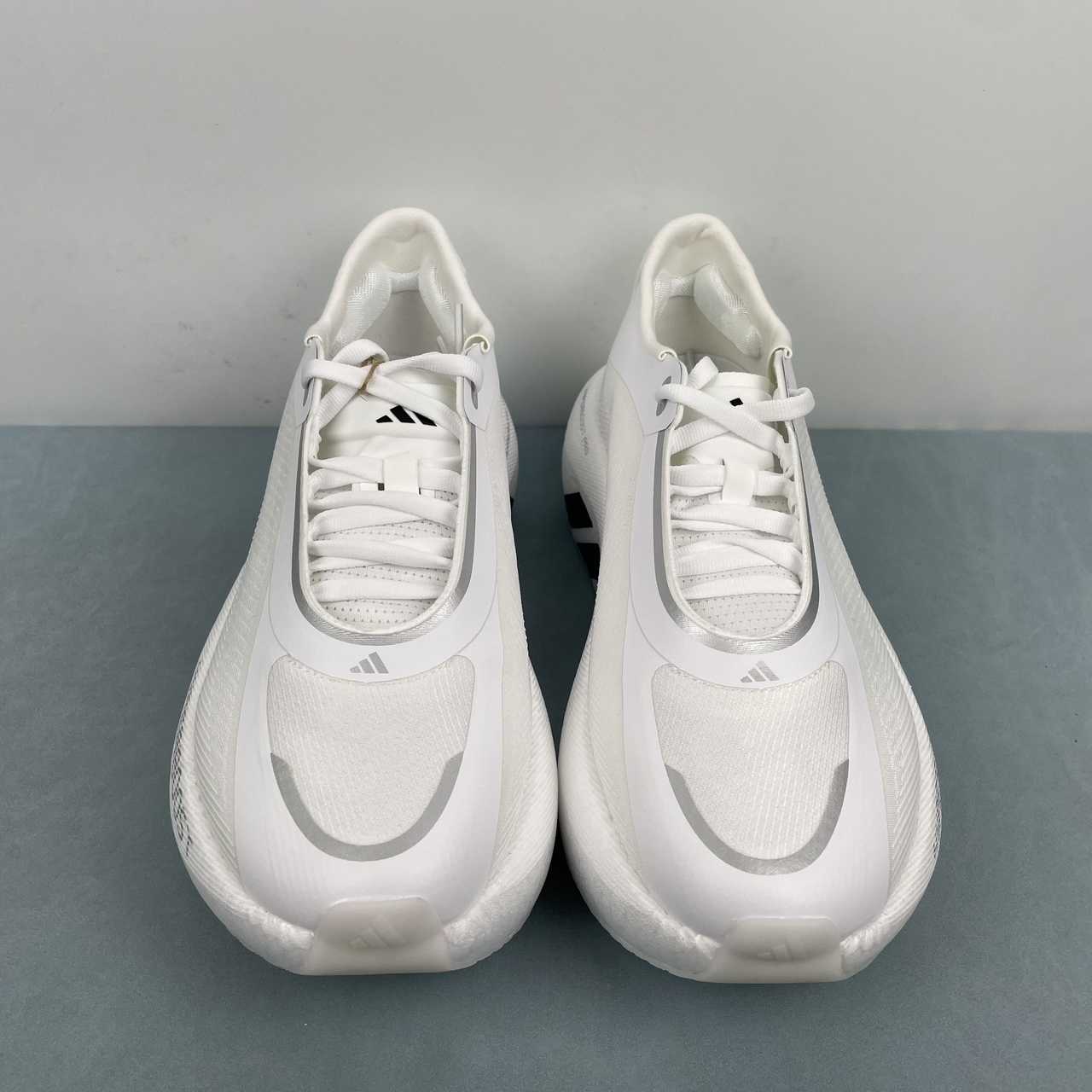 HYPERBOOST EDGE White Black
