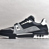 Trainer Black and Grey