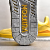 Trainer Yellow