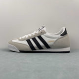 AD R71 White Black Beige