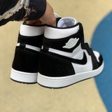 AJ1 High Black And White