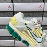 Vomero 5 White Machalite