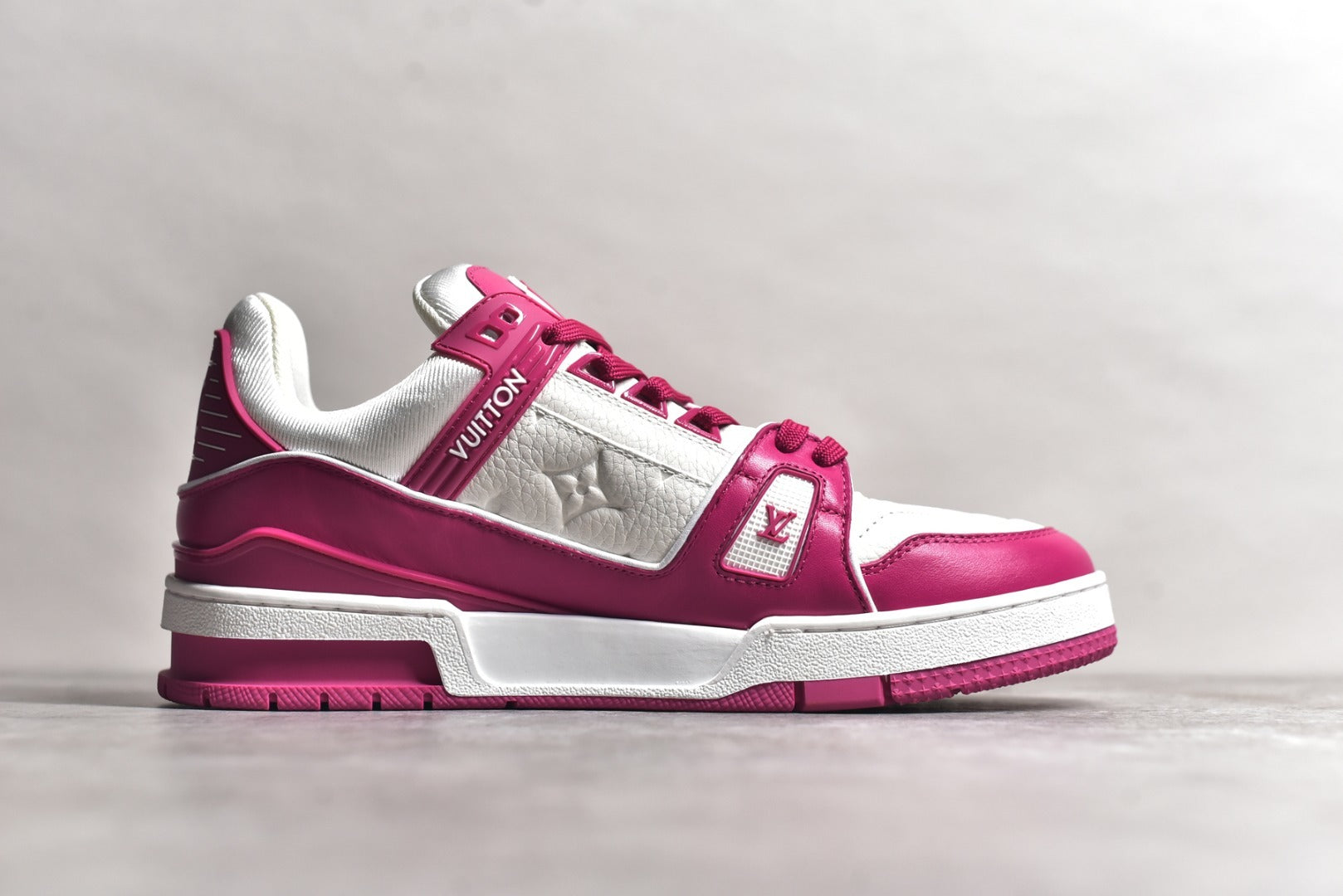 Trainer White and Pink