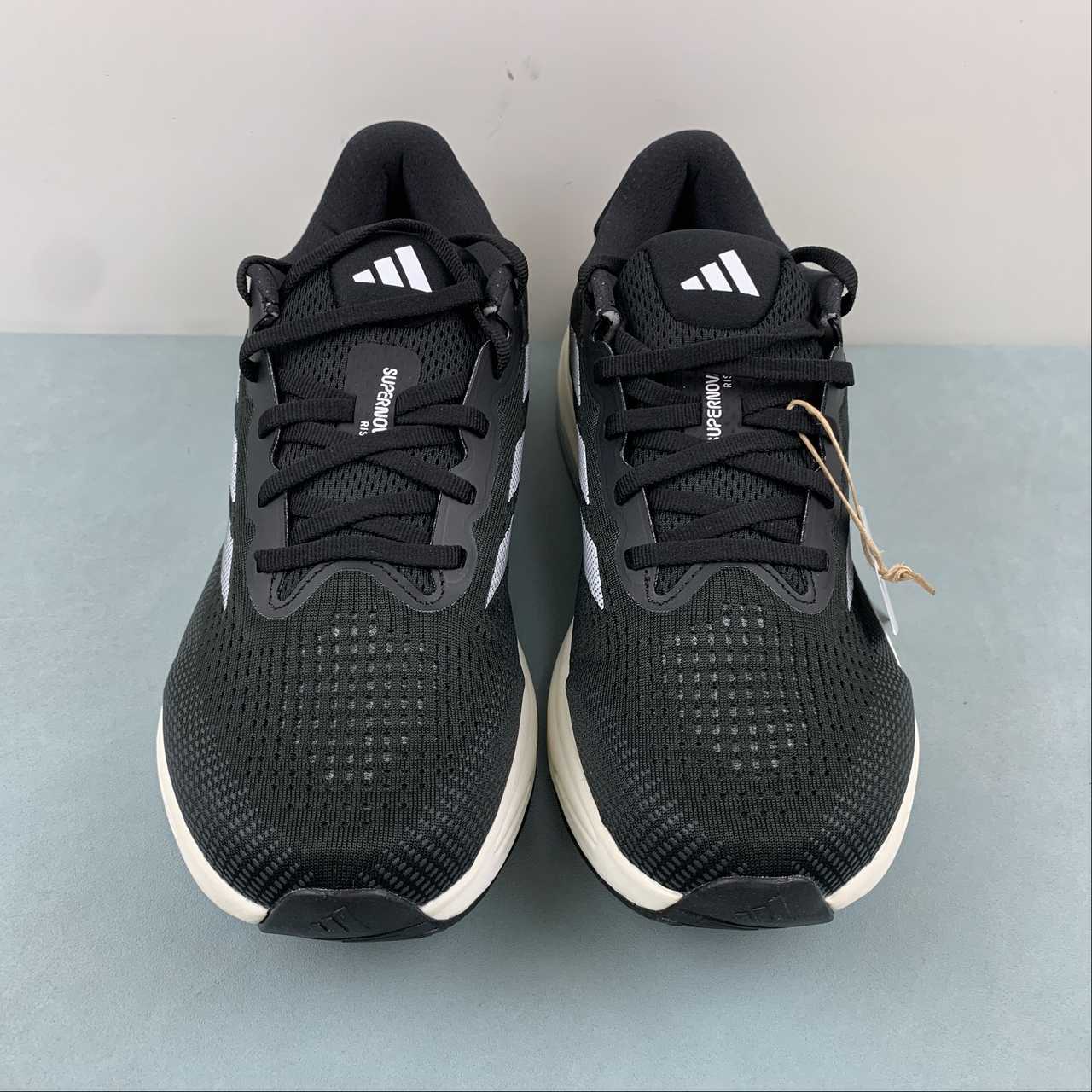 AD Supernova Black
