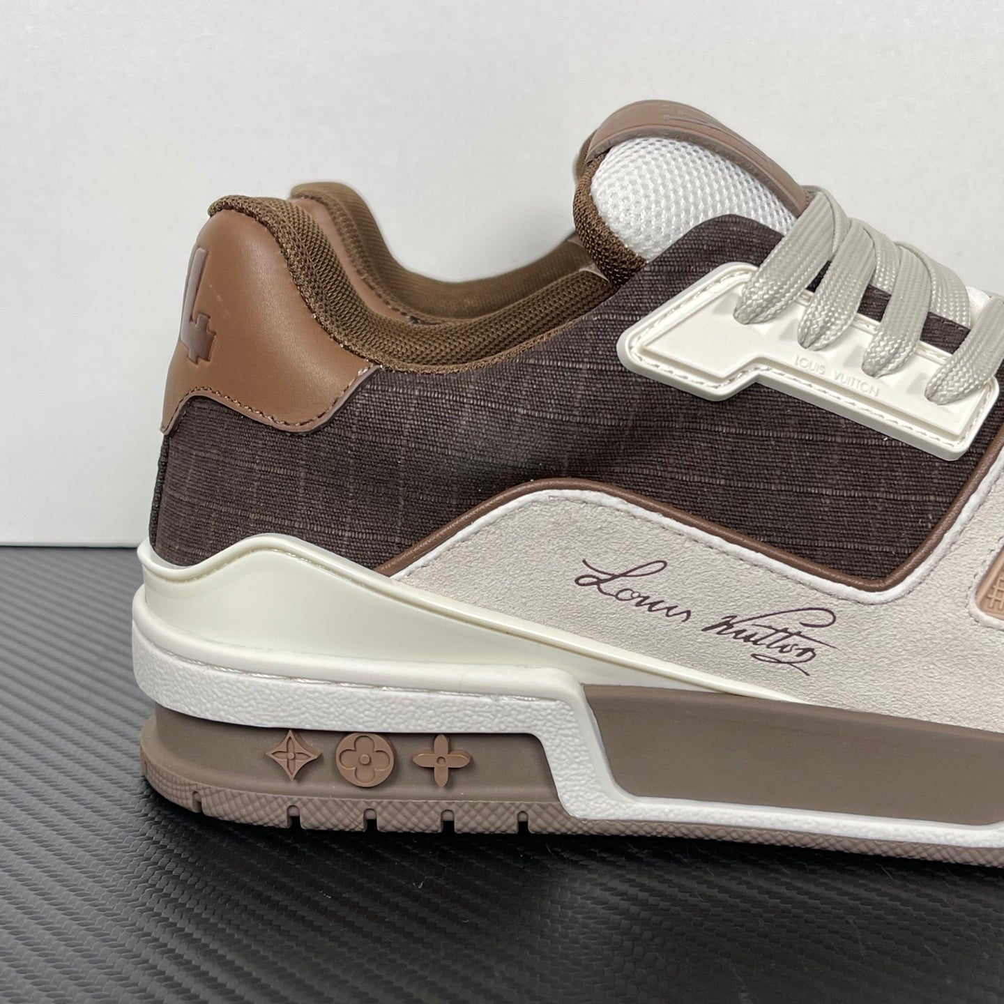 Trainer Brown and Beige