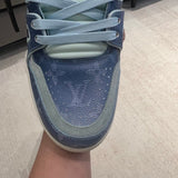 Trainer Blue