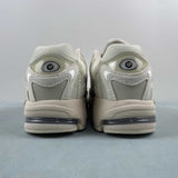 AD Response White