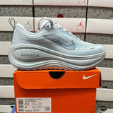 Vomero Plus Football Grey