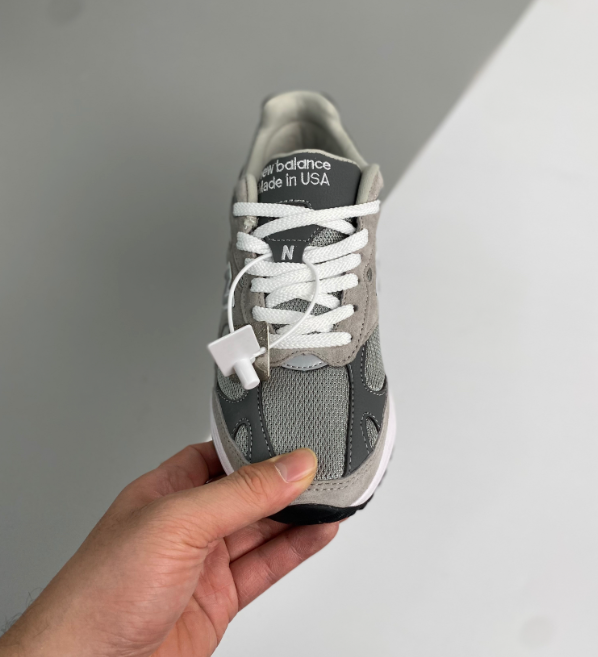 993 Grey Frog