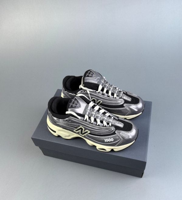 1000 Grey And Black
