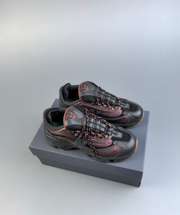 1000 Black Ice