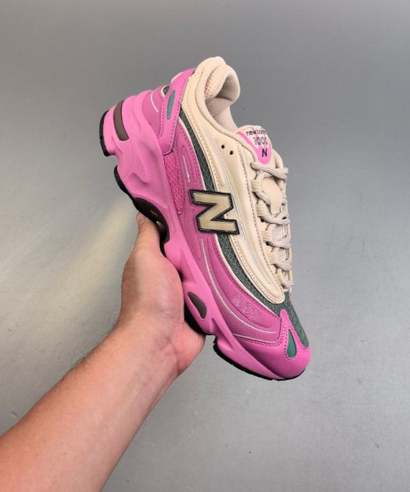 1000 Pink