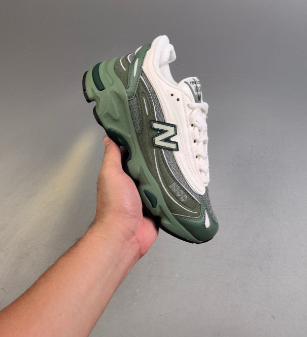 1000 Green