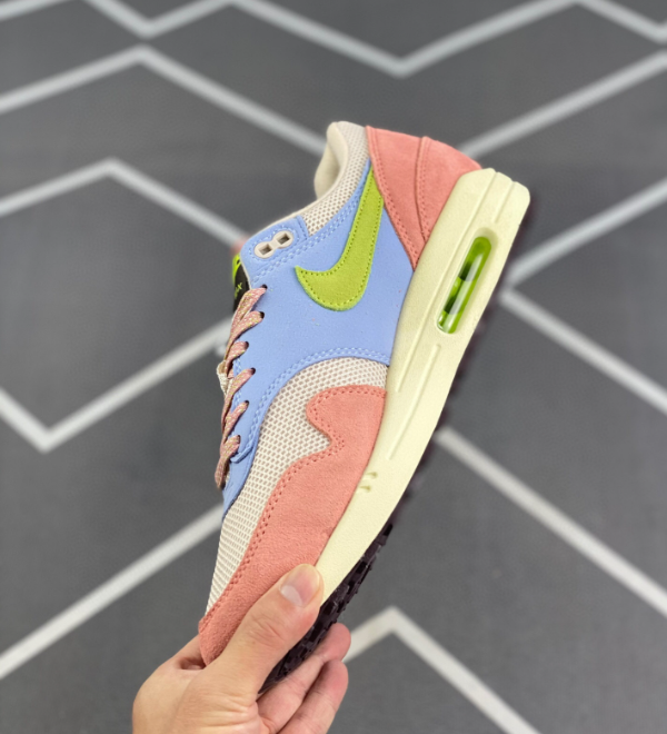 Air Max 1 Light Madder Root