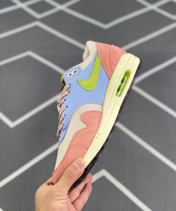 Air Max 1 Light Madder Root